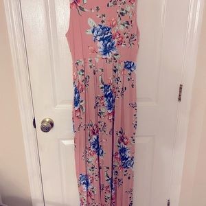 Floral Maxi dress with pockets